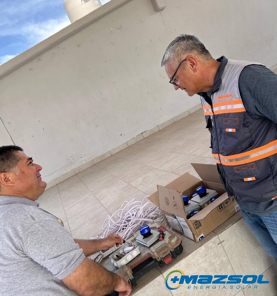 Manuel Estrada Pérez y Omar Mazon Alarma